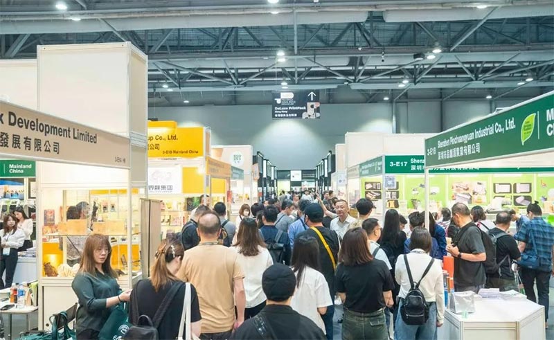 Jinde Packaging သည် 2026 Hong Kong International Printing & Packaging Fair တွင် Flat Bottom Pouch Solutions ဖြင့် Green Export Packaging Trend ကို ဦးဆောင်ခဲ့သည်။